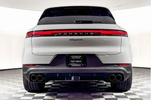 2025 Porsche Cayenne 3.0T