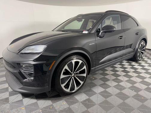 2024 Porsche Macan 4
