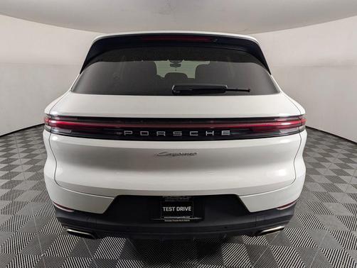 White 2024 Porsche Cayenne Cayenne