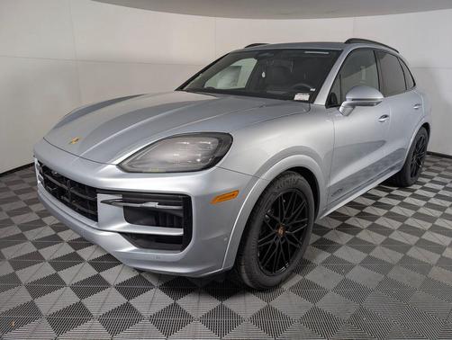 2026 Porsche Cayenne GTS