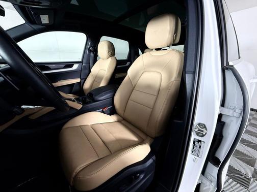 2025 Porsche Cayenne Cayenne