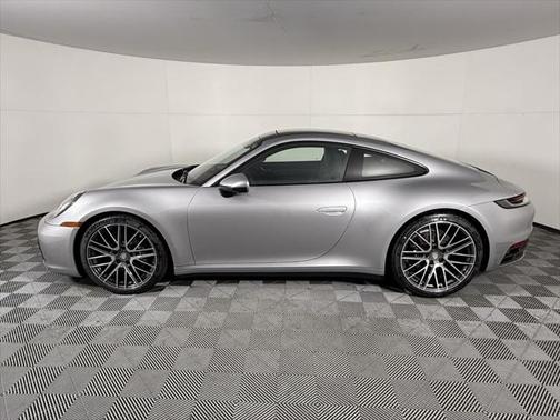 2024 Porsche 911 Carrera