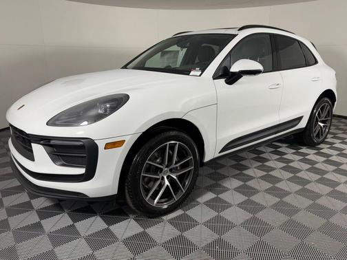 2026 Porsche Macan