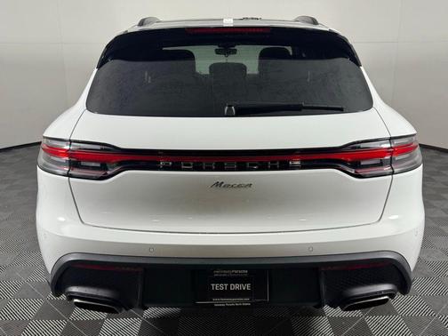 2026 Porsche Macan