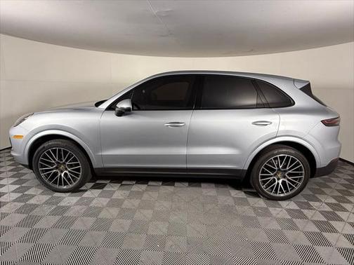 2022 Porsche Cayenne Platinum Edition