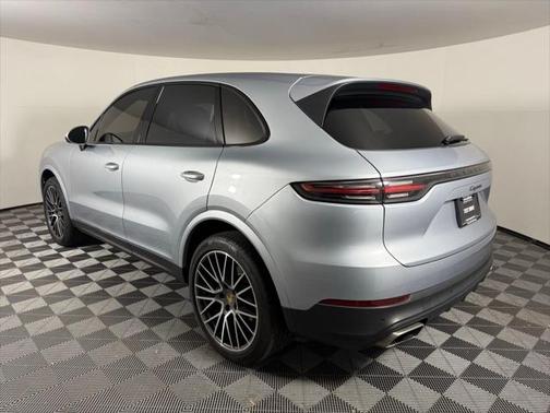2022 Porsche Cayenne Platinum Edition