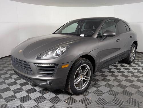 2018 Porsche Macan 2.0T