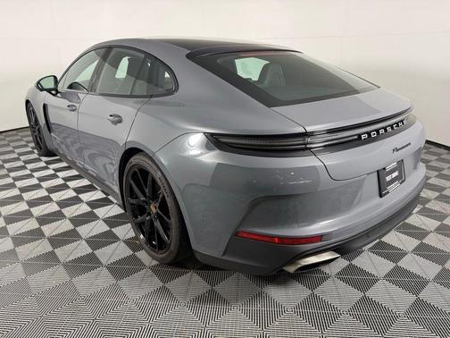 2025 Porsche Panamera Hatchback