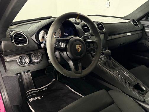 2024 Porsche 718 Spyder RS