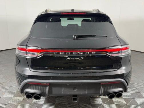 2023 Porsche Macan S