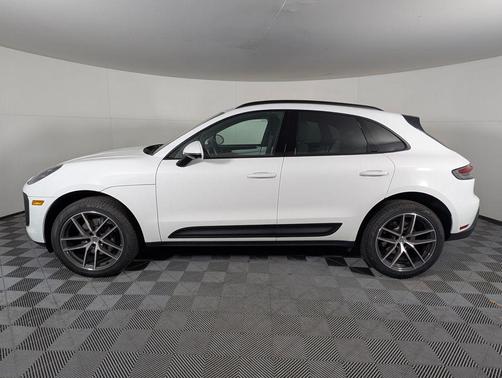 2025 Porsche Macan 2.0T