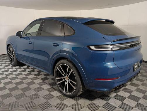 2026 Porsche Cayenne GTS