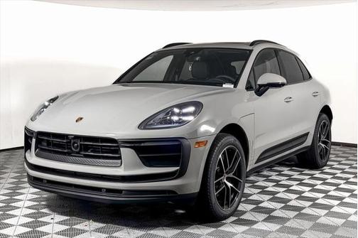2025 Porsche Macan Base