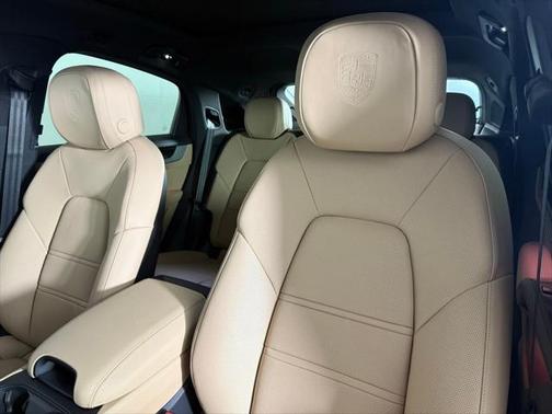 2025 Porsche Cayenne