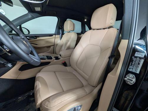 2025 Porsche Macan S