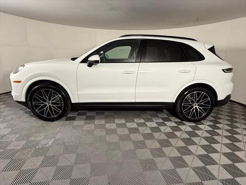 2025 Porsche Cayenne
