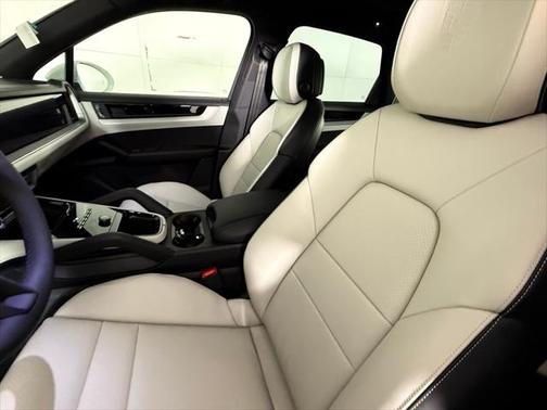 2025 Porsche Cayenne