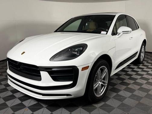 2025 Porsche Macan 2.0T