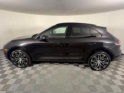 2025 Porsche Macan T