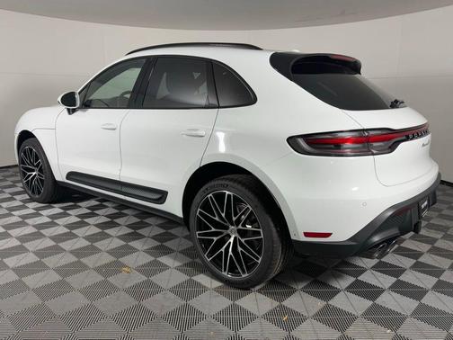 2026 Porsche Macan S