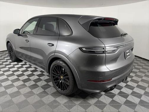 2021 Porsche Cayenne GTS