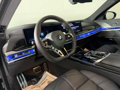 2024 BMW 740 740i