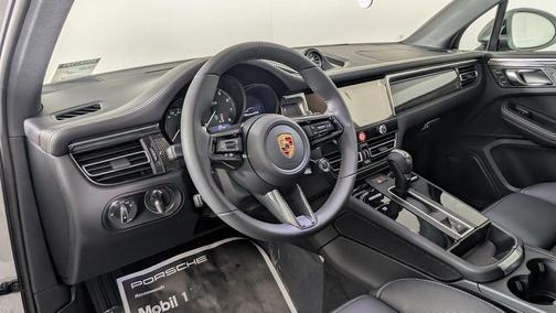 2026 Porsche Macan GTS