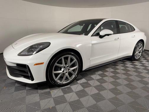 2025 Porsche Panamera Hatchback