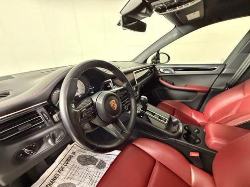 2023 Porsche Macan S