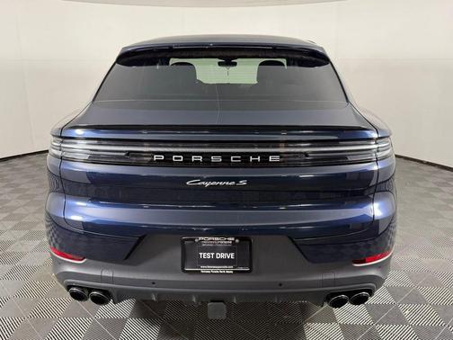 2025 Porsche Cayenne Cayenne S E-Hybrid