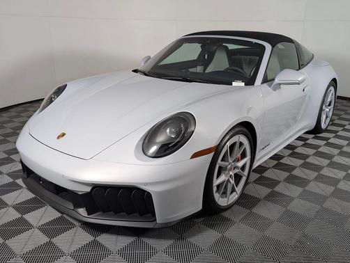2025 Porsche 911 Targa 4 GTS
