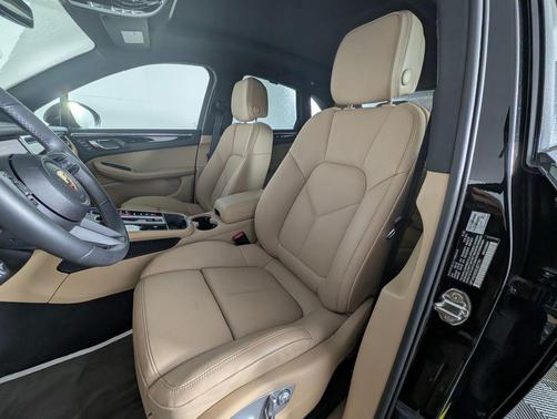 2025 Porsche Macan 2.0T