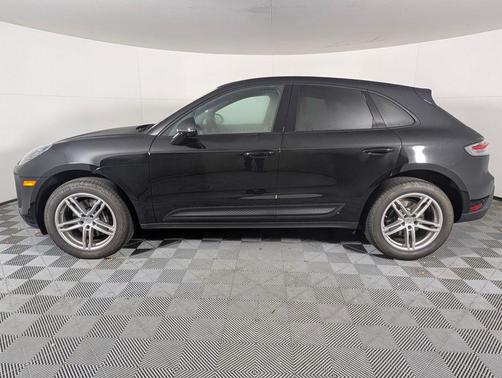 2025 Porsche Macan 2.0T