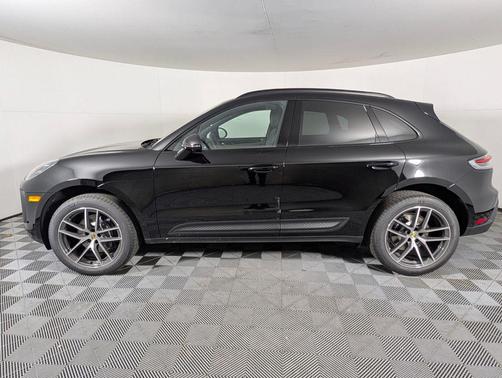 2026 Porsche Macan 
