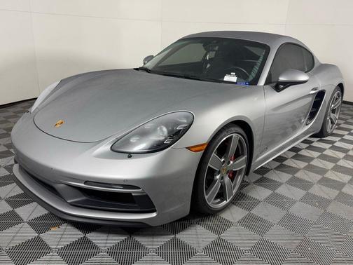 2019 Porsche 718 Cayman GTS