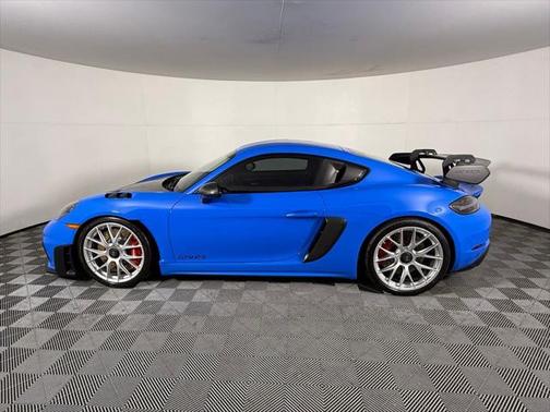2023 Porsche 718 Cayman GT4 RS