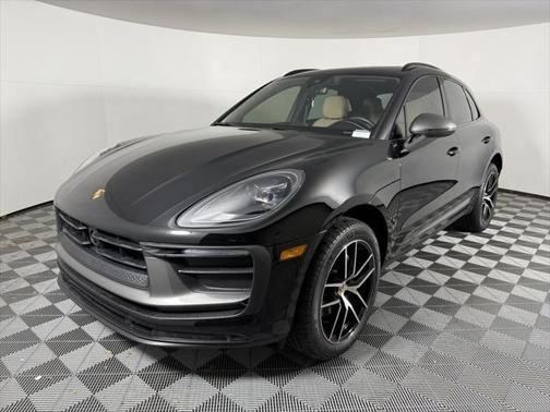 2024 Porsche Macan Base
