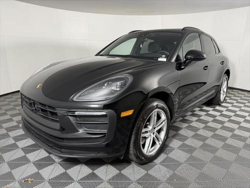 2024 Porsche Macan Base