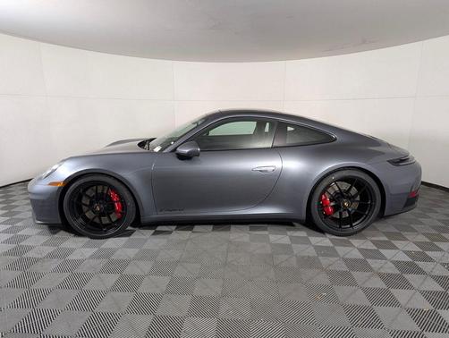 2026 Porsche 911 Carrera GTS