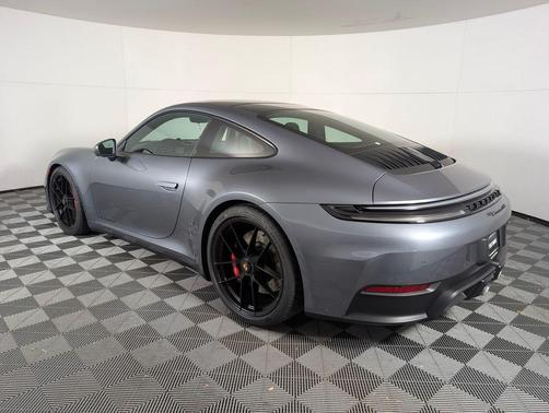 2026 Porsche 911 Carrera GTS