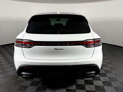 2023 Porsche Macan 2.0T