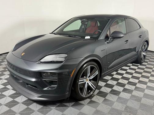 2024 Porsche Macan 4