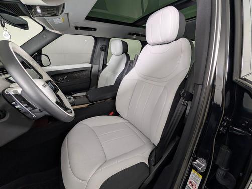 2023 Land Rover Range Rover Sport SE