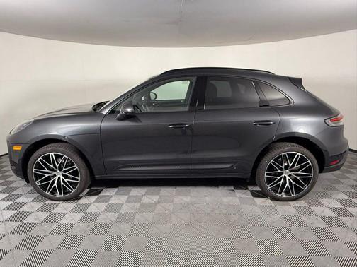 2025 Porsche Macan 2.0T