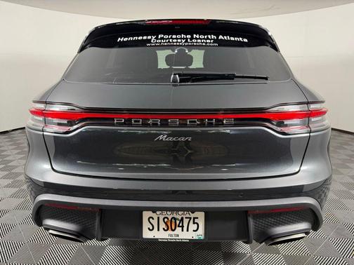 2025 Porsche Macan 2.0T