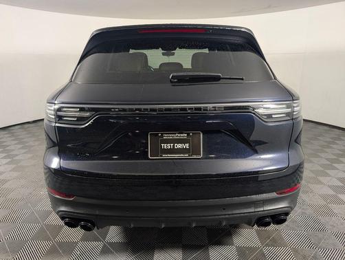 Moonlight Blue Metallic 2023 Porsche Cayenne Cayenne E-Hybrid Platinum Edition