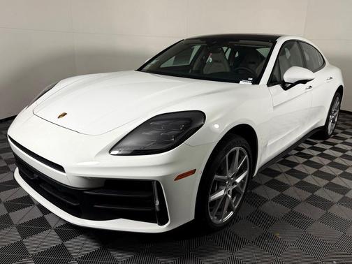 2026 Porsche Panamera 