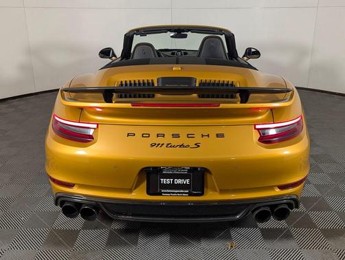 2019 Porsche 911 Turbo S