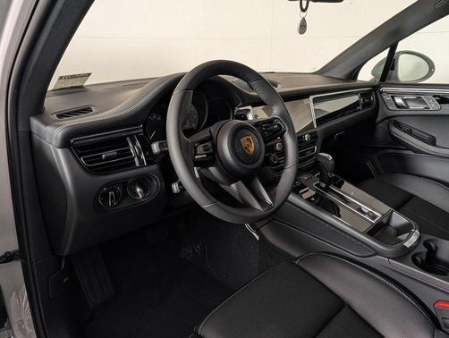 2026 Porsche Macan S