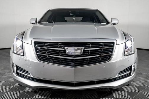 Photo 3 of 53 of 2018 Cadillac ATS 3.6L Premium Luxury